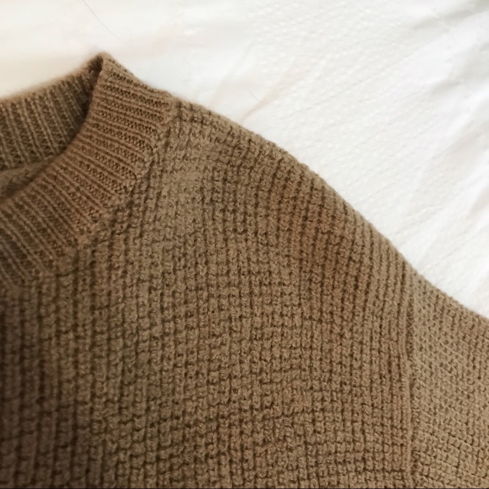 ARITZIA WILFRED FREE TAN 100% MERINO WOOL CREWNECK SWEATER -M - Picture 4 of 10